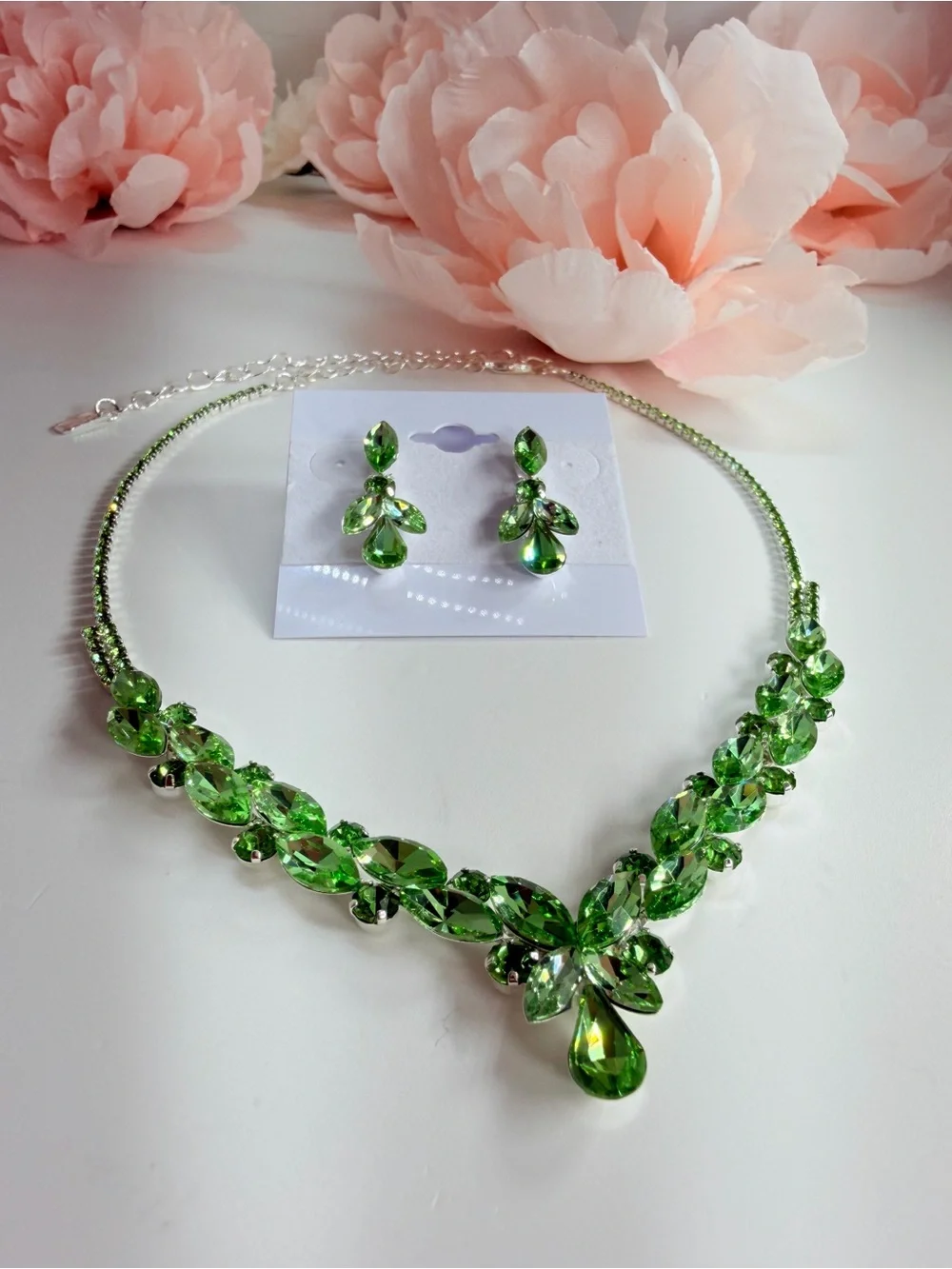 Green Crystal Teardrop Necklace and Earring Set